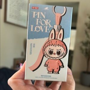 Pop Mart Pin for Love OMG ! Secret